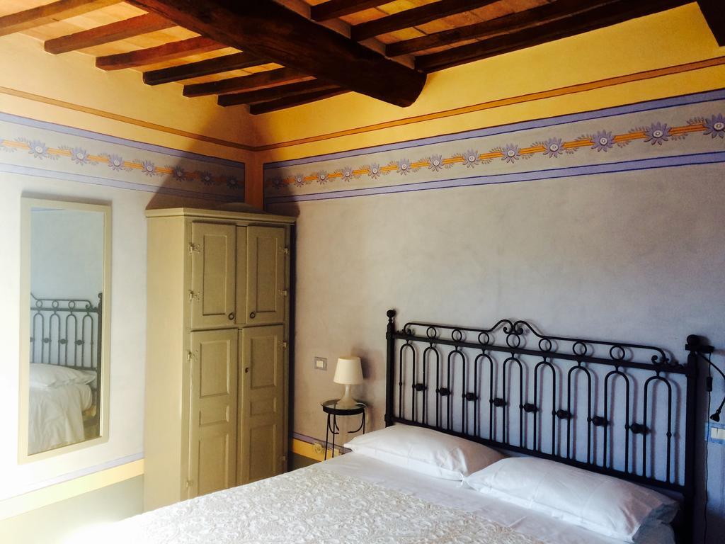 Le Antiche Mura Semproniano Buitenkant foto