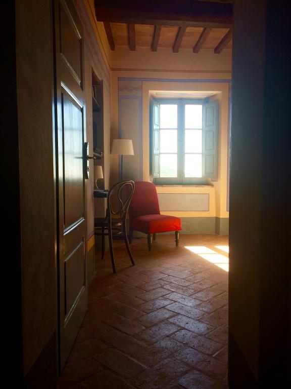 Le Antiche Mura Semproniano Buitenkant foto