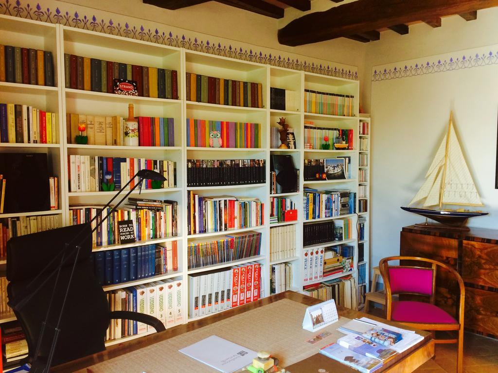 Le Antiche Mura Semproniano Buitenkant foto